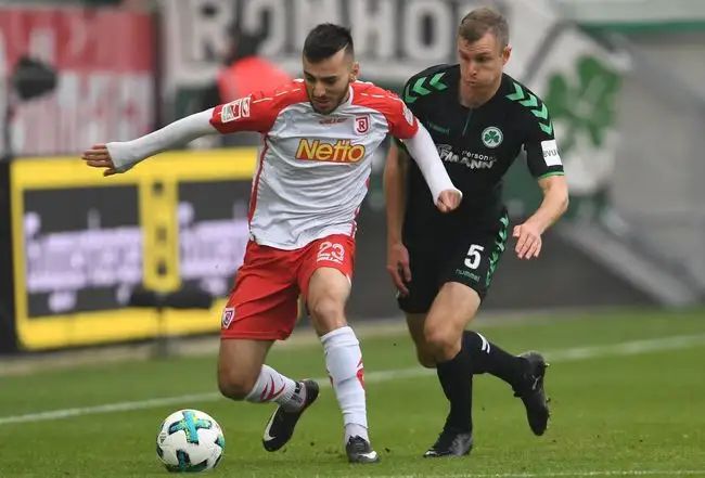 中场稳固性 中场稳固性